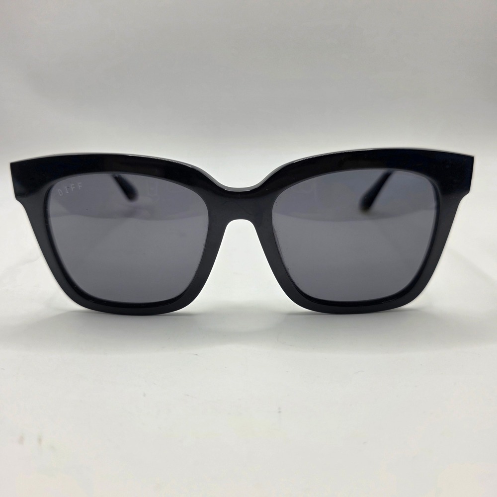 DIFF Eyewear Bella Polarized Sunglasses Black Oversized Square BK-GR10P